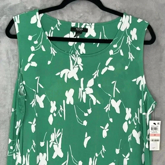 Alfani Women's Kelly Green Floral Asymmetrical‎ Jersey Knit Blouse Plus Sz 2X - Picture 5 of 14
